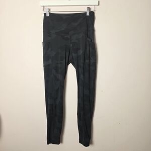 Yogalicious Black Camo High Rise Leggings Small Athletic Yoga Gym Pockets